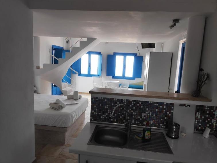 Villa Aigli Đảo Đảo Anafi Ngoại thất bức ảnh